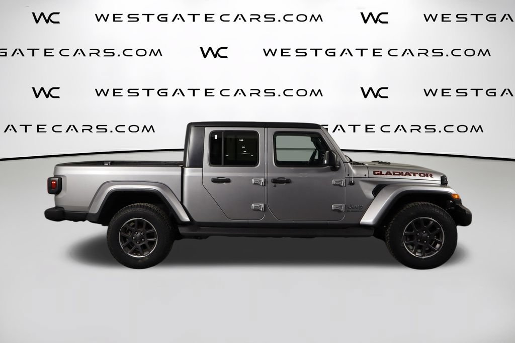 Used 2020 Jeep Gladiator Overland w/ Trailer Tow Package AWD/4WD image 44