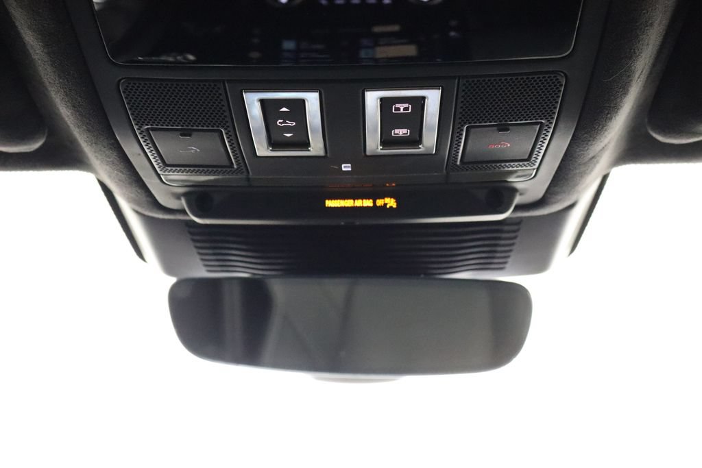 Used 2025 Jaguar F-PACE R-Dynamic S AWD/4WD image 24