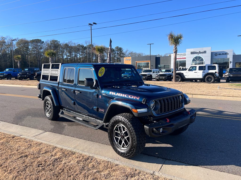 Certified 2025 Jeep Gladiator Rubicon image 2