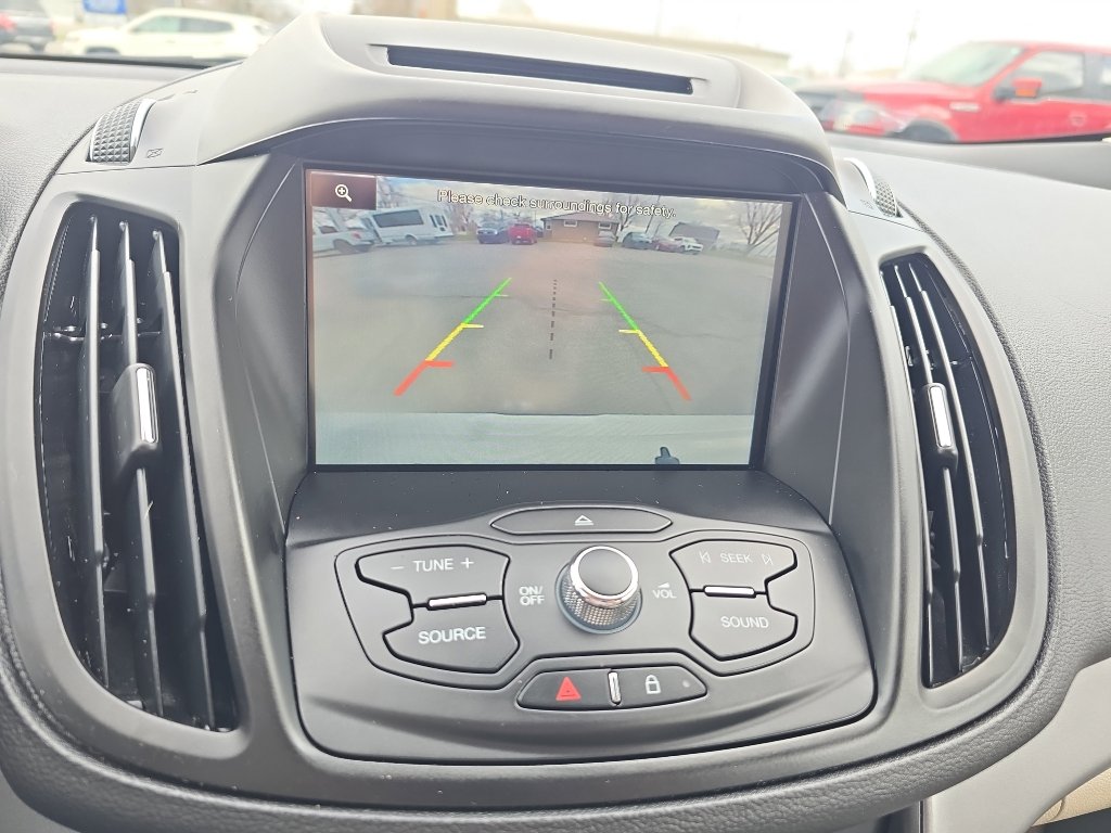 Used 2015 Ford Escape SE w/ Equipment Group 201A image 27