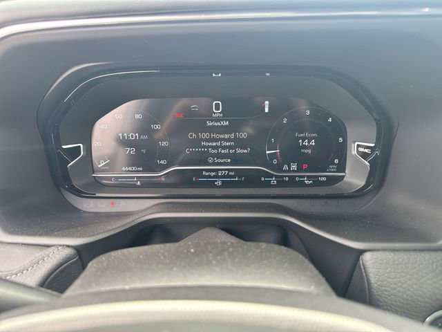 Used 2024 GMC Yukon Denali image 12