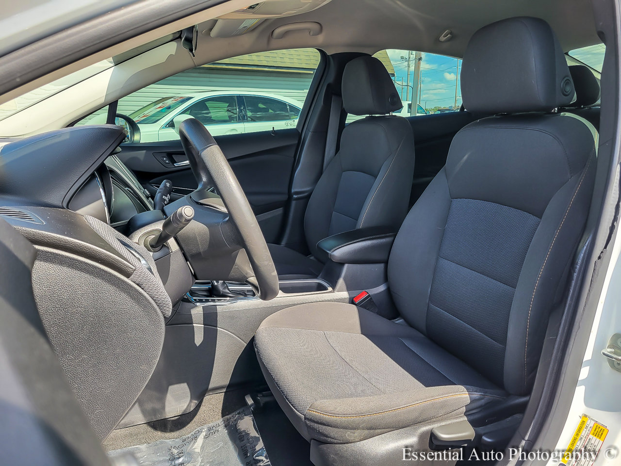 Used 2018 Chevrolet Cruze LS FWD image 7