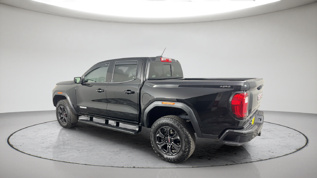Used 2024 GMC Canyon Elevation w/ Elevation Premium Package AWD/4WD image 12