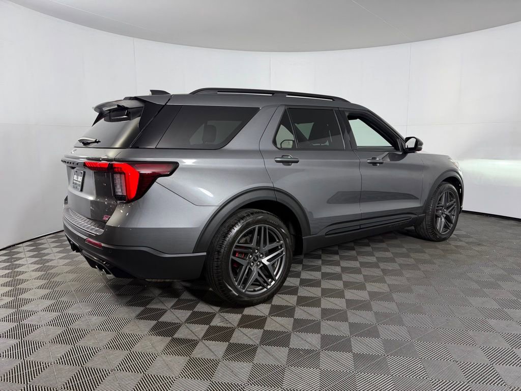 Used 2025 Ford Explorer ST w/ Sun And Sound Package AWD/4WD image 7