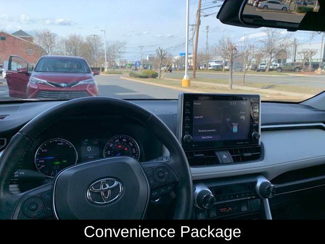 Used 2022 Toyota RAV4 XLE w/ Convenience Package image 17