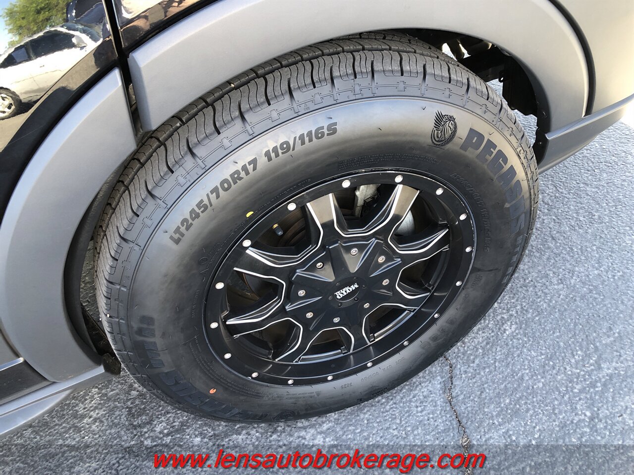 Used 2017 Ford Transit 350 XLT RWD image 21