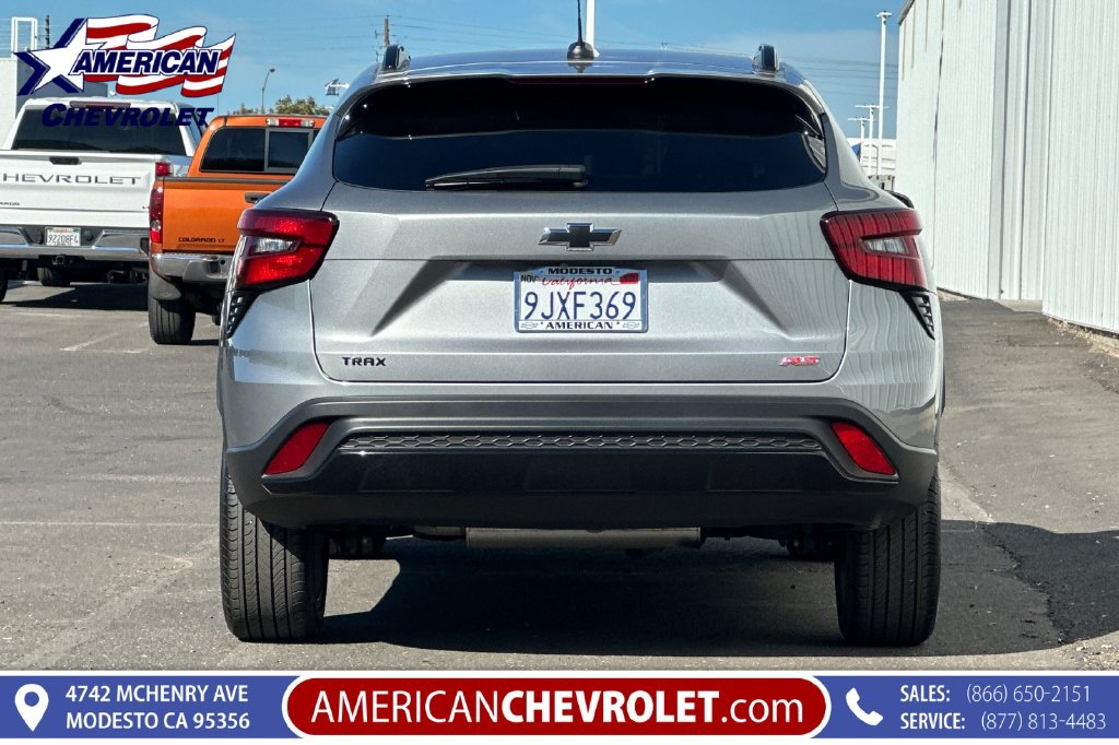Used 2024 Chevrolet Trax RS w/ Driver Confidence Package FWD image 5