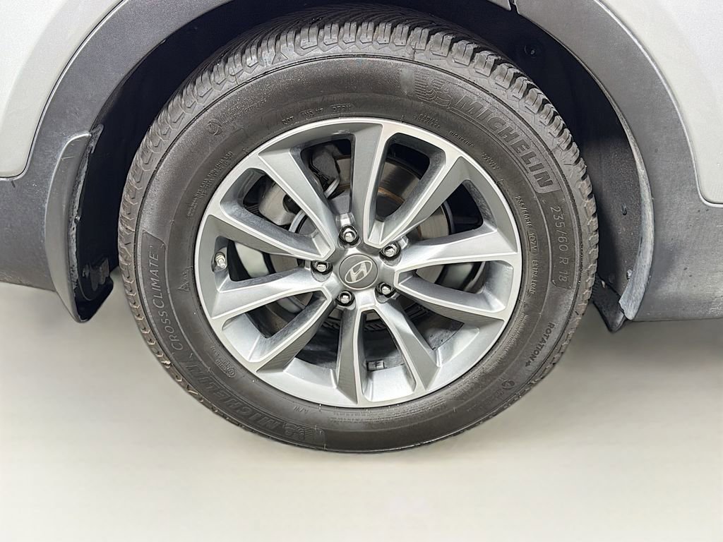 Used 2019 Hyundai Santa Fe XL SE w/ SE Premium Package 02 AWD/4WD image 32
