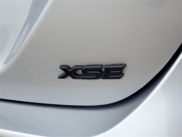 Used 2021 Toyota Camry XSE image 5
