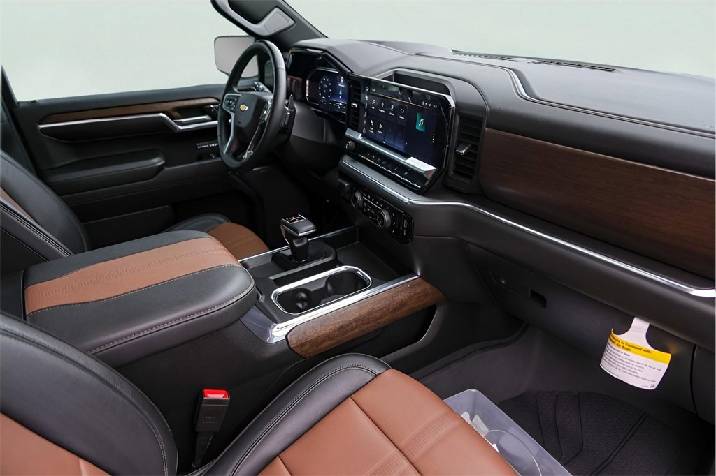 Used 2023 Chevrolet Silverado 1500 High Country w/ High Country Premium Package image 33