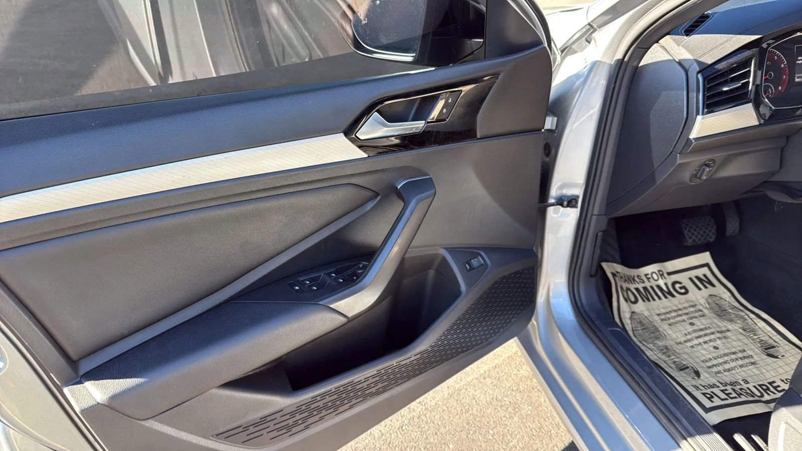 Used 2019 Volkswagen Jetta R-Line w/ R-Line Cold Weather Package image 13