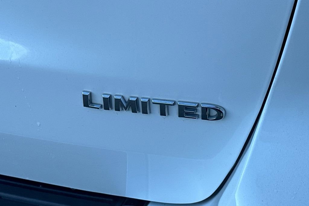 Used 2021 Jeep Grand Cherokee Limited w/ Luxury Group II image 26