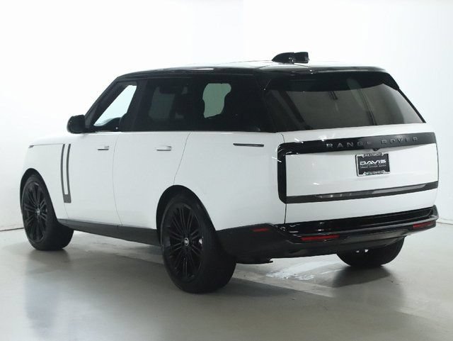 Used 2025 Land Rover Range Rover SE AWD/4WD image 5