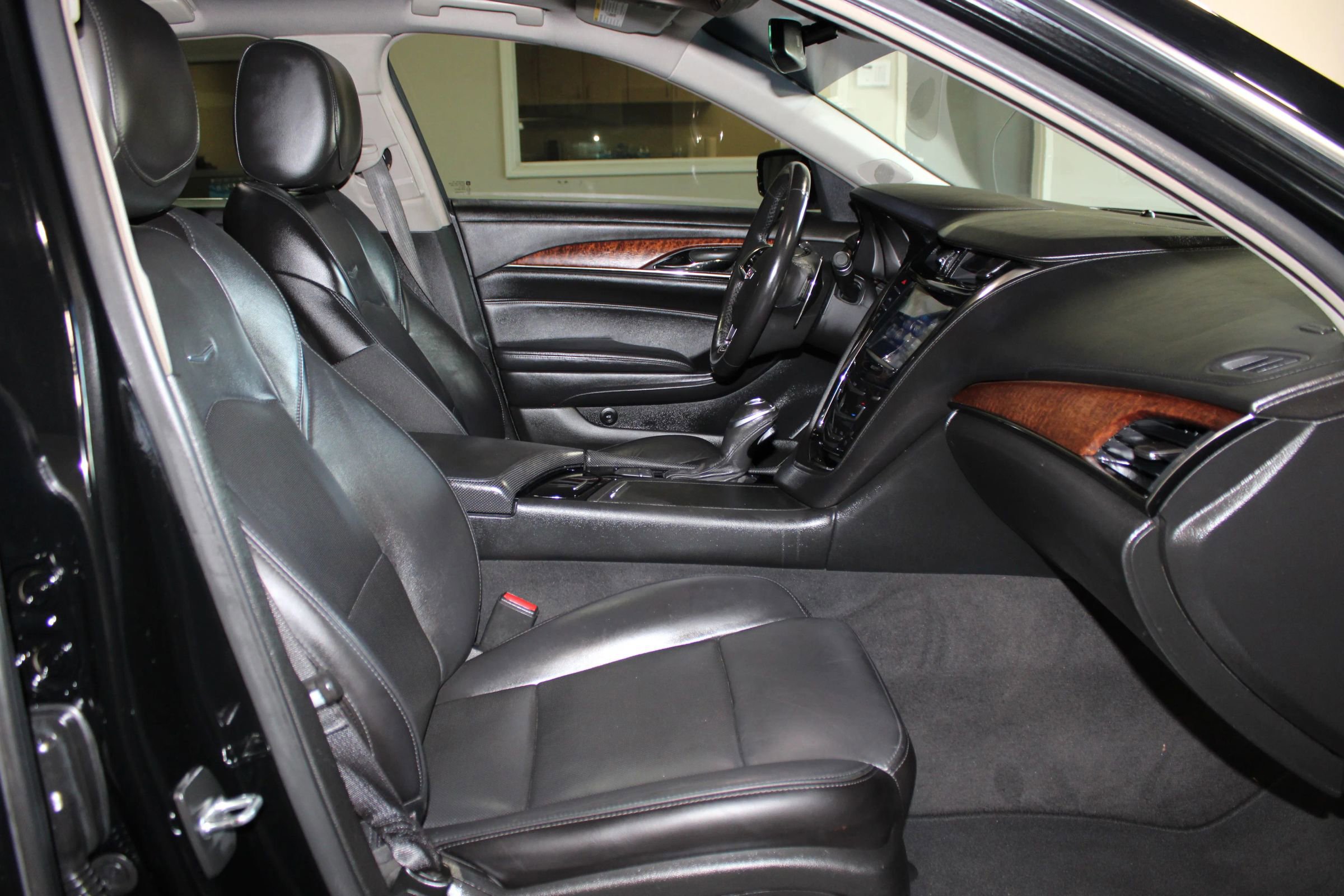 Used 2017 Cadillac CTS Luxury RWD image 25