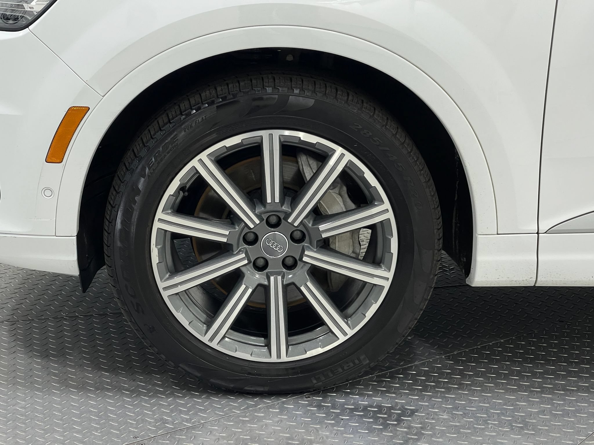 Used 2019 Audi Q7 3.0T Prestige w/ Prestige Package AWD/4WD image 37