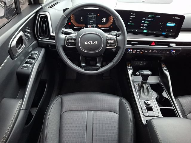 Used 2024 Kia Sorento S w/ Panoramic Sunroof Package AWD/4WD image 11