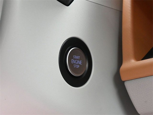 New 2025 Volkswagen ID. Buzz 1st Edition image 7