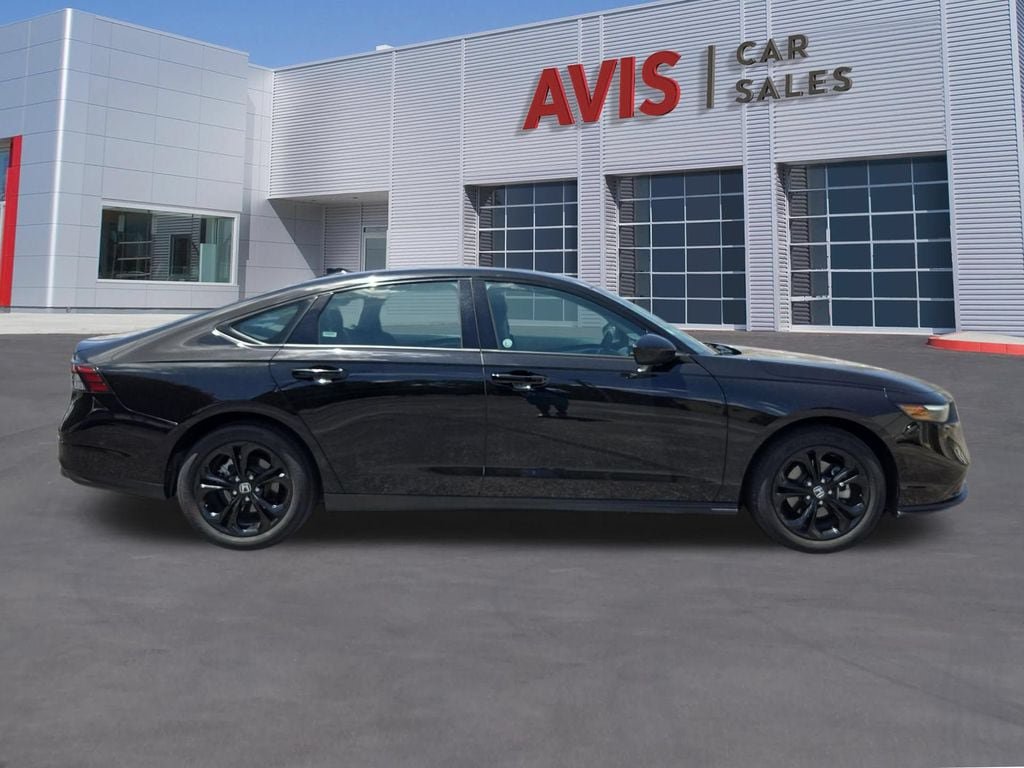 Used 2025 Honda Accord SE image 5