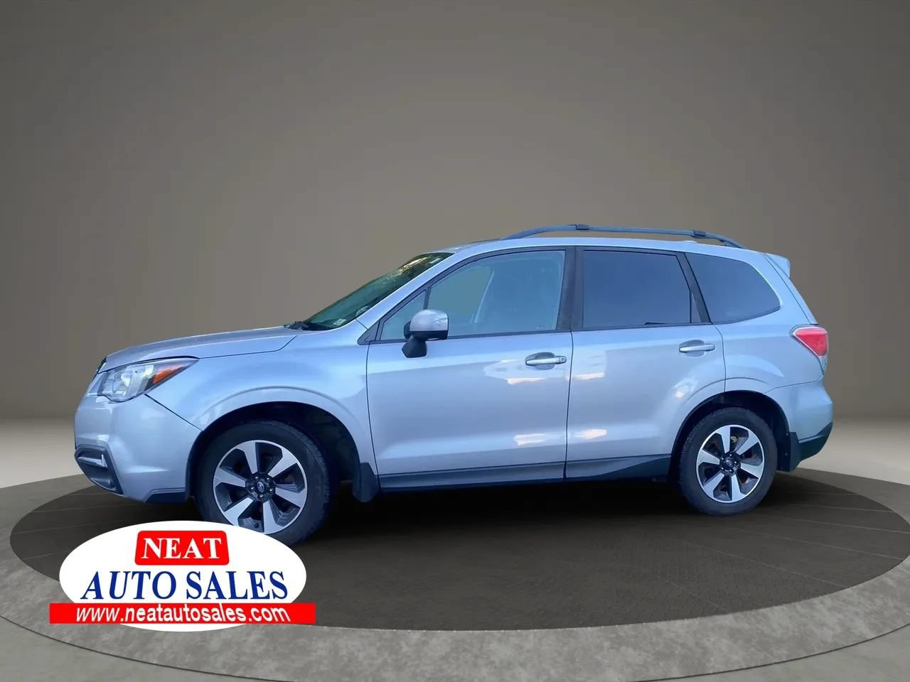 Used 2018 Subaru Forester 2.5i Premium w/ All-Weather Package AWD/4WD image 11