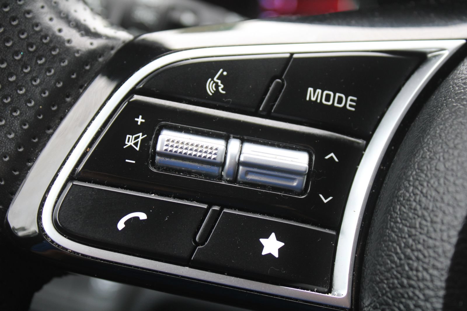 Certified 2024 Kia Forte GT-Line w/ GT-Line Premium Package FWD image 25