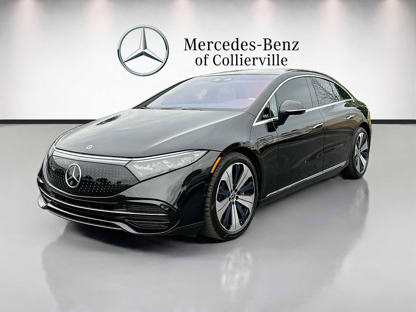 Used 2022 Mercedes-Benz EQS 580 4MATIC Sedan image 1