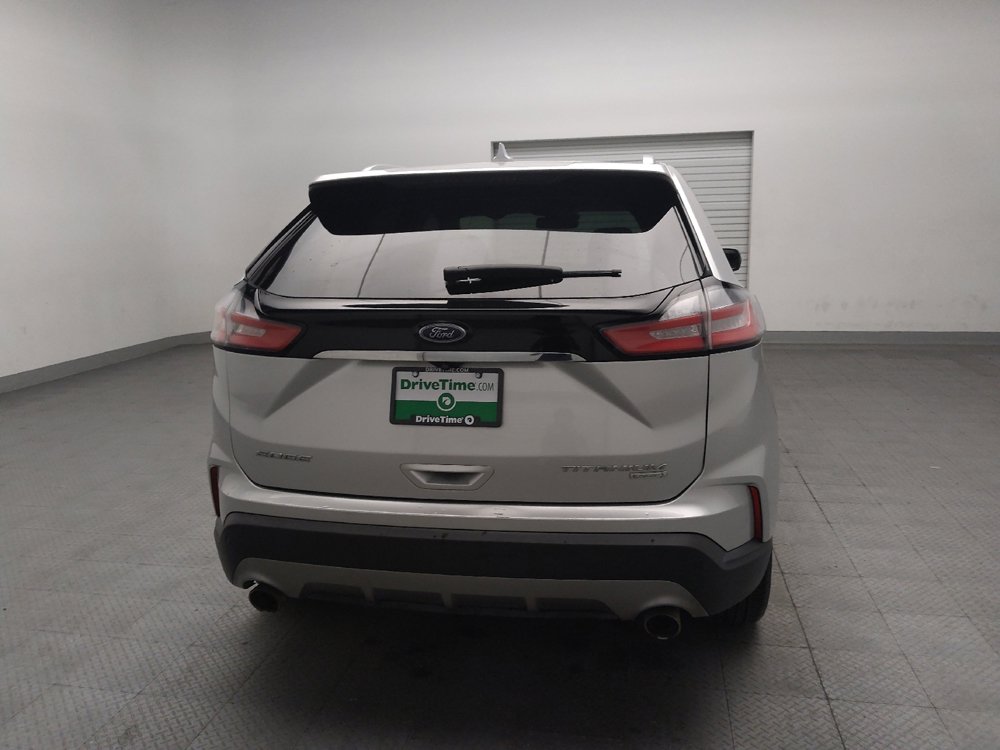 Used 2019 Ford Edge Titanium FWD image 7