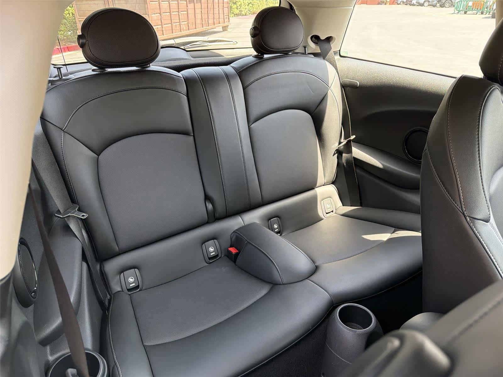 Used 2018 MINI Cooper S FWD image 14