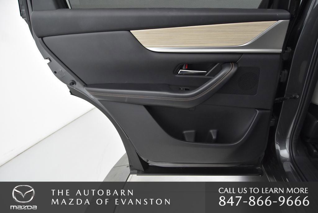 Certified 2025 MAZDA CX-90 Plug-In Hybrid w/ Preferred image 31