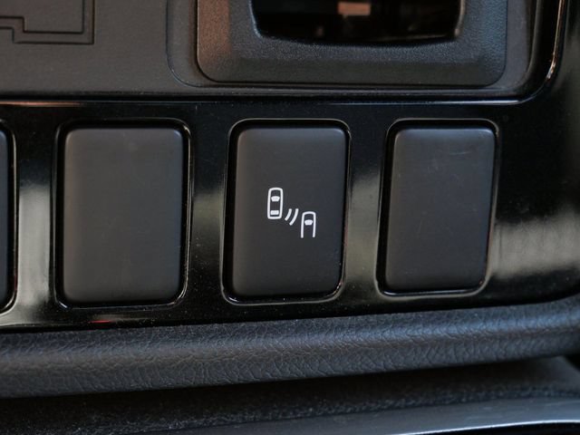 Used 2018 Mitsubishi Outlander LE FWD image 24