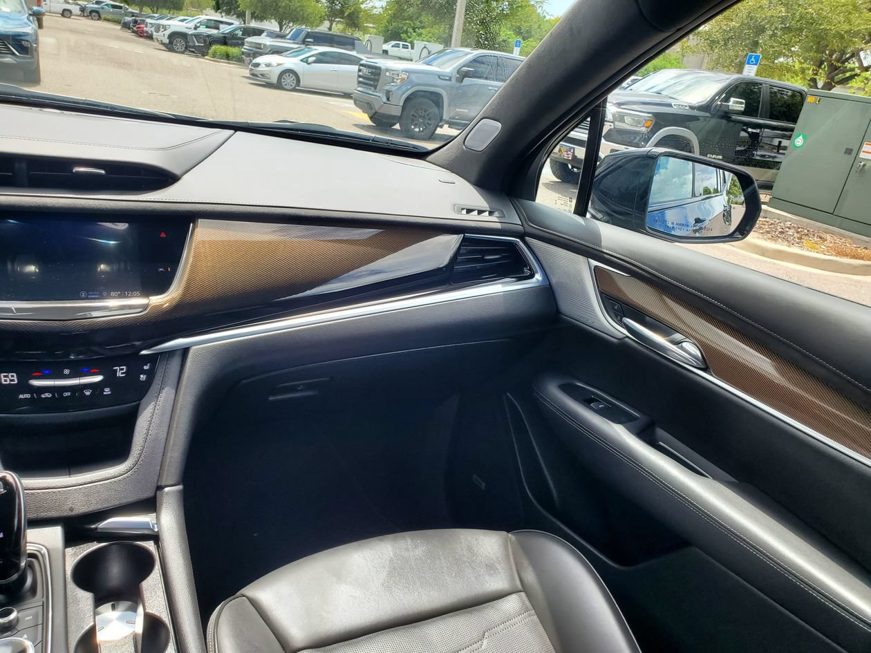 Used 2025 Cadillac XT6 Sport w/ Platinum Package AWD/4WD image 15