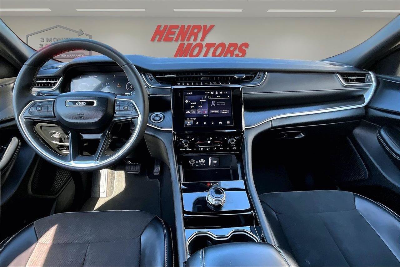 Used 2023 Jeep Grand Cherokee L Laredo AWD/4WD image 7