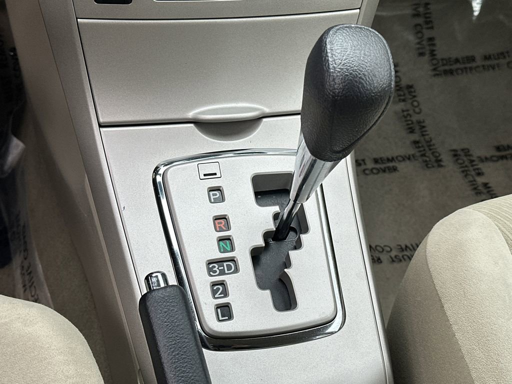 Used 2013 Toyota Corolla LE image 24