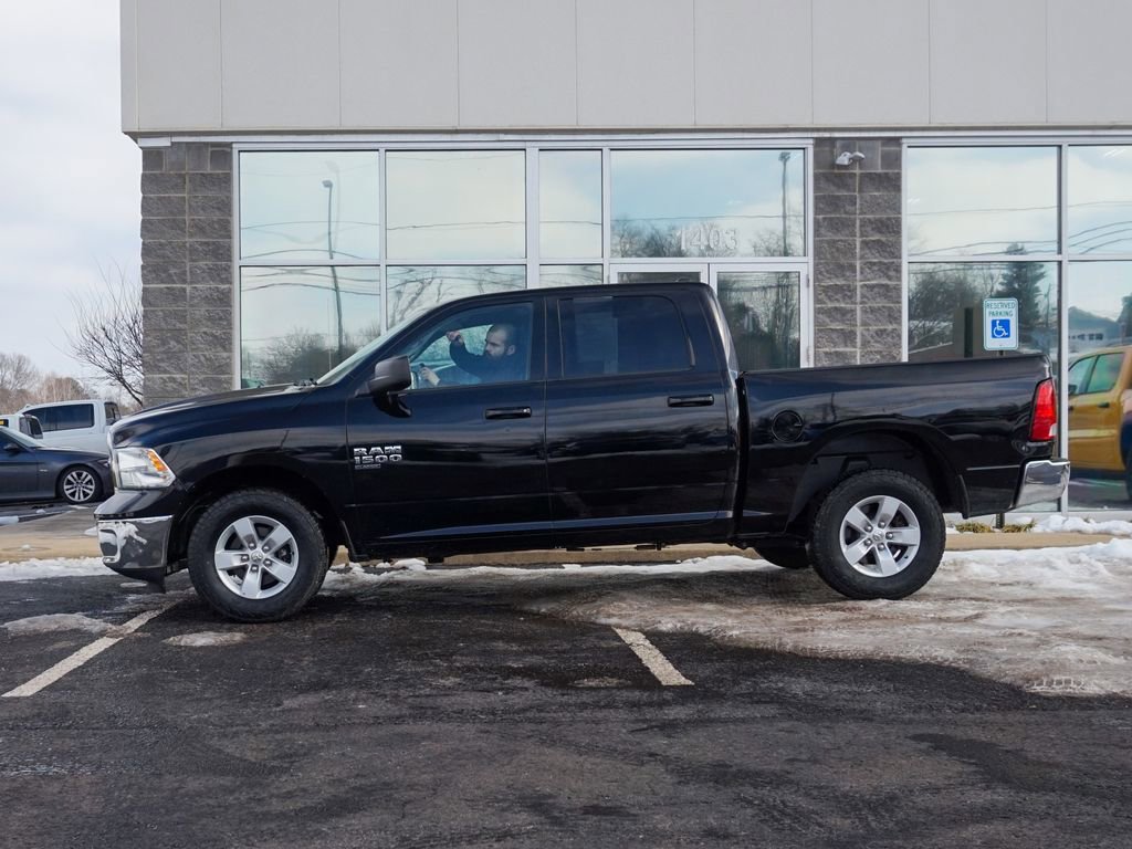 Used 2021 RAM 1500 Classic SLT image 5
