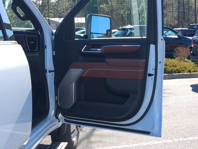 New 2026 GMC Sierra 3500 Denali Ultimate image 43