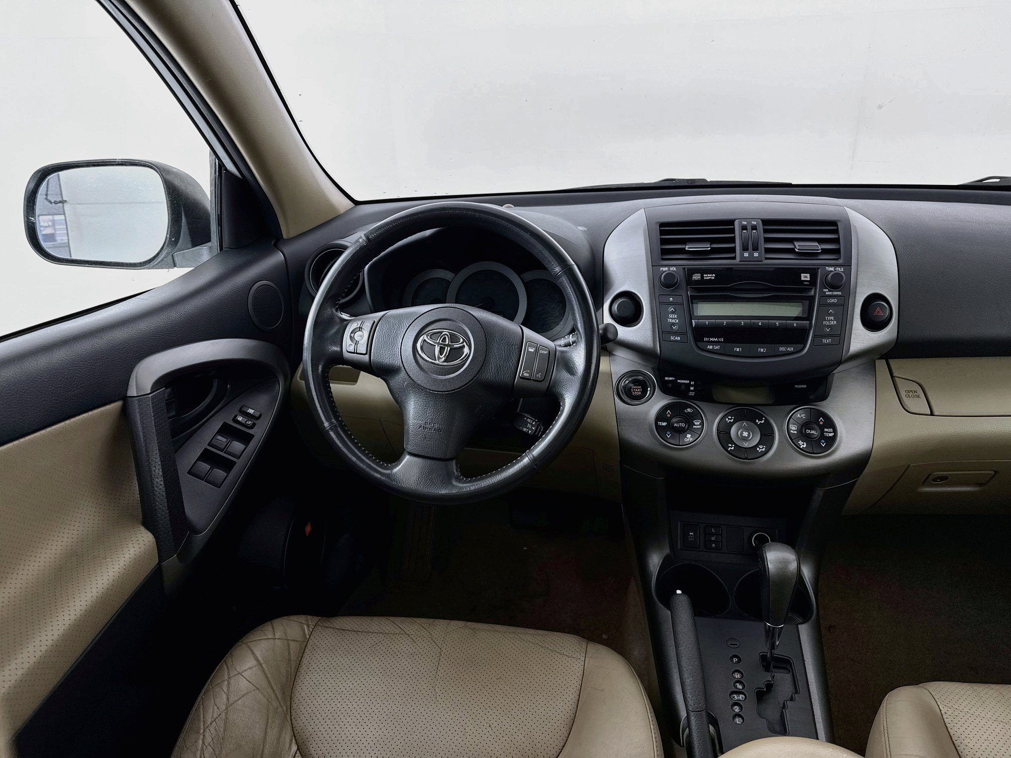 Used 2010 Toyota RAV4 Limited FWD image 23