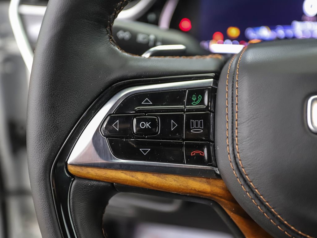 Used 2023 Jeep Grand Cherokee L Summit image 12