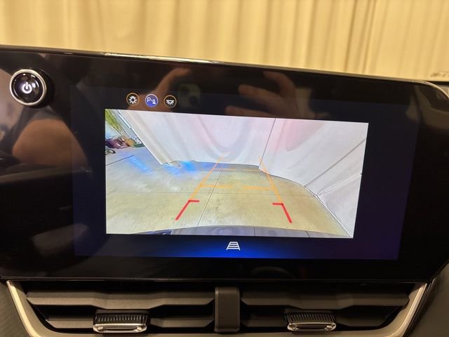 New 2026 Chevrolet Equinox LT image 18