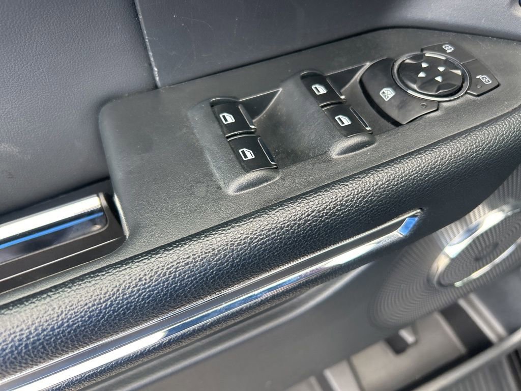 Used 2024 Ford Expedition XLT image 35