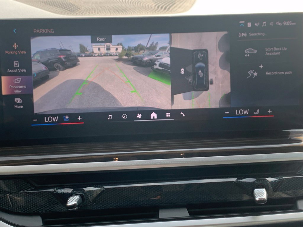 Used 2025 BMW X7 xDrive40i AWD/4WD image 13
