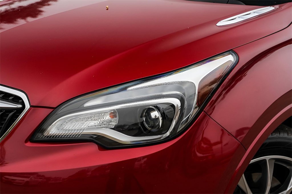 Used 2020 Buick Envision Essence w/ Experience Buick Package image 3