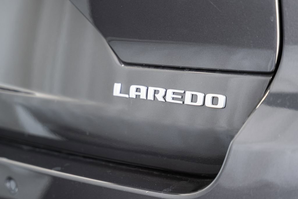 New 2025 Jeep Grand Cherokee Laredo X w/ Luxury Tech Group I image 7