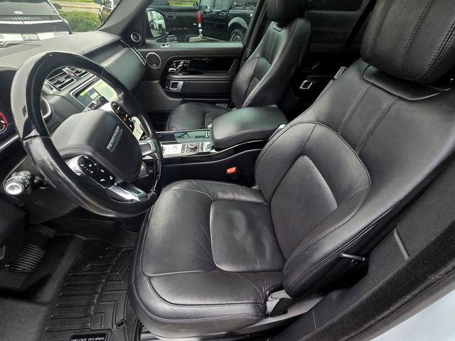 Used 2020 Land Rover Range Rover HSE image 25