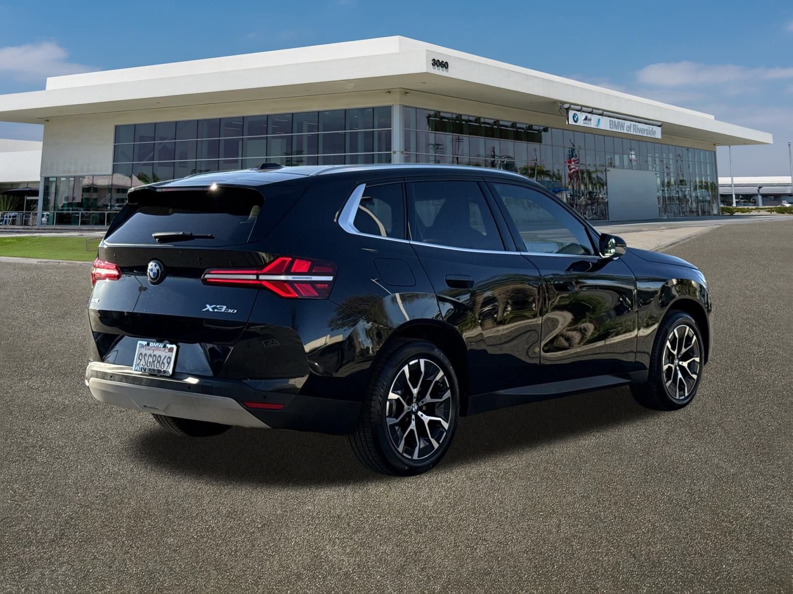 Used 2025 BMW X3 xDrive30i w/ Convenience Package image 11