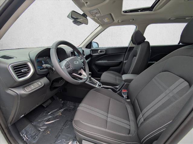 New 2026 Hyundai Venue SEL FWD image 3