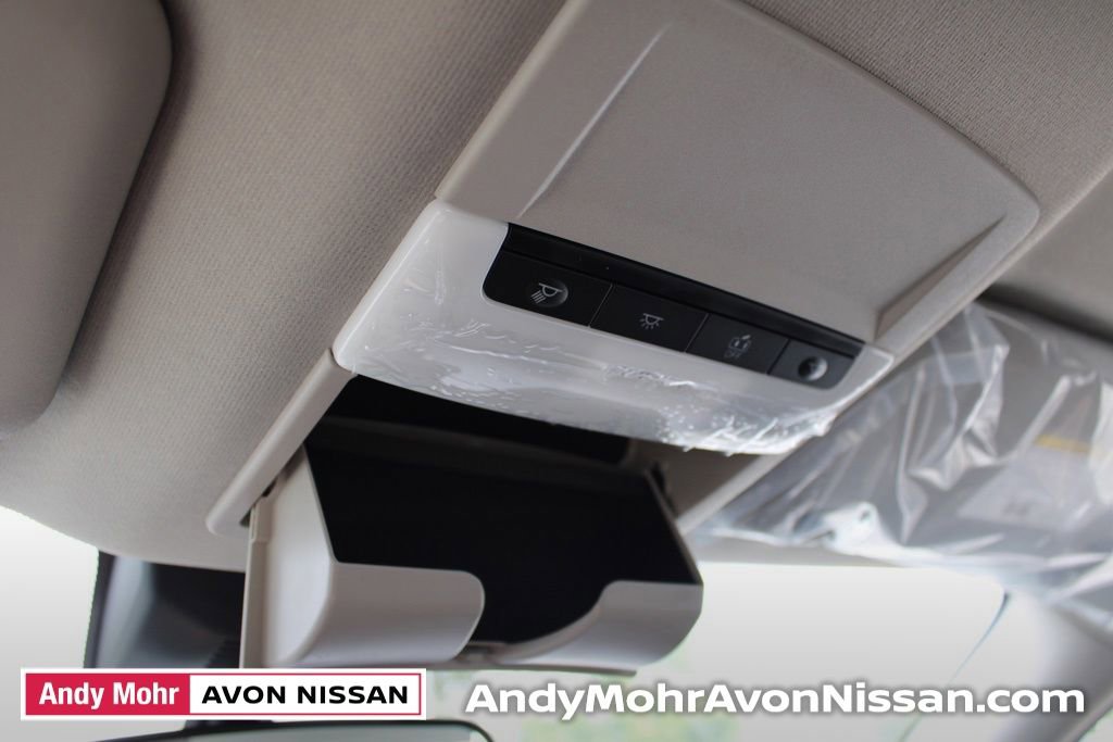 New 2025 Nissan Sentra SR w/ Midnight Edition image 29