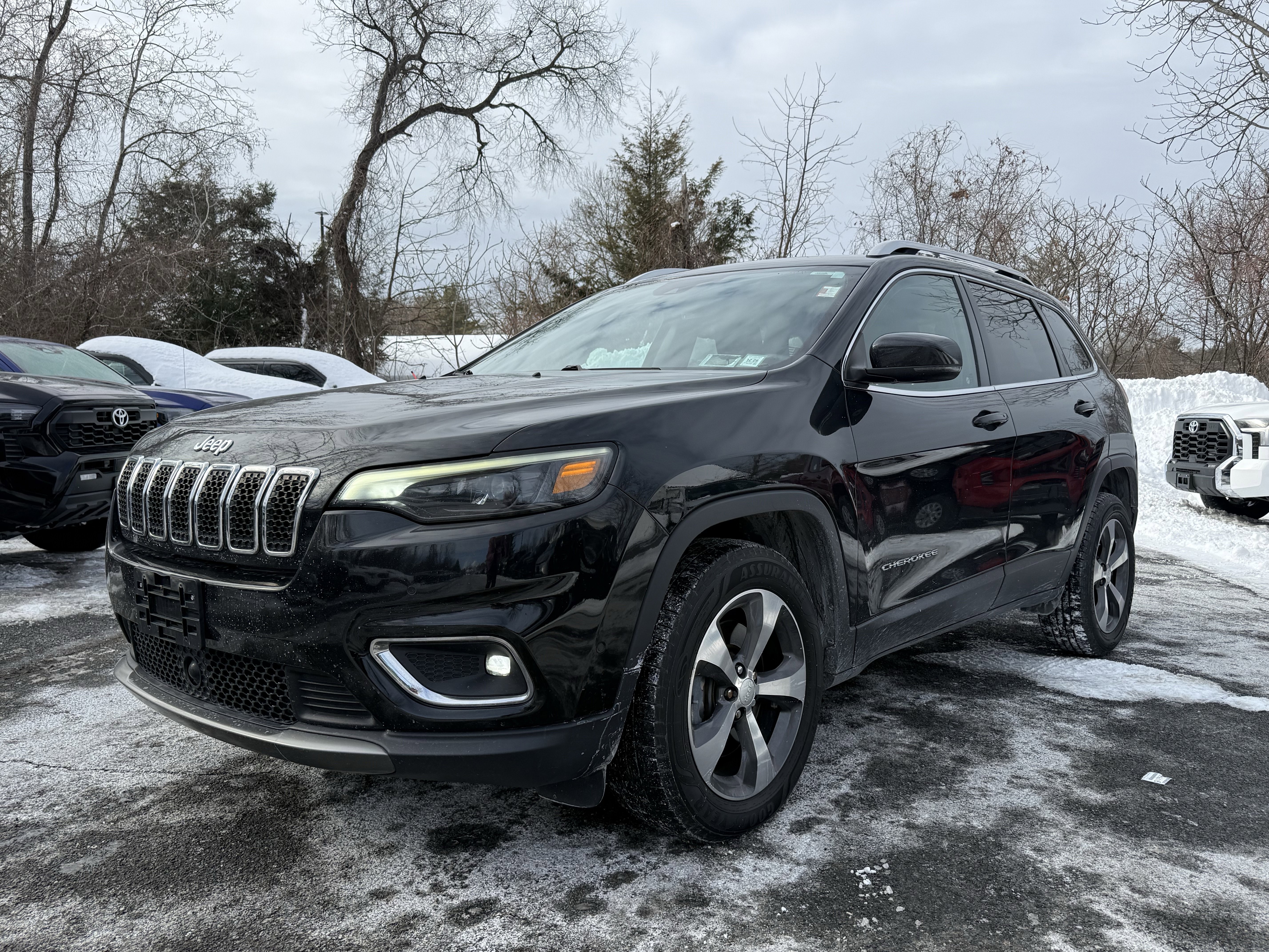 Used 2019 Jeep Cherokee Limited w/ Technology Group
