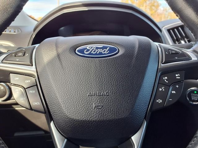 Used 2023 Ford Edge SEL image 15