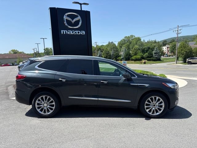 Used 2020 Buick Enclave Premium w/ Sun and Sites Package AWD/4WD image 23