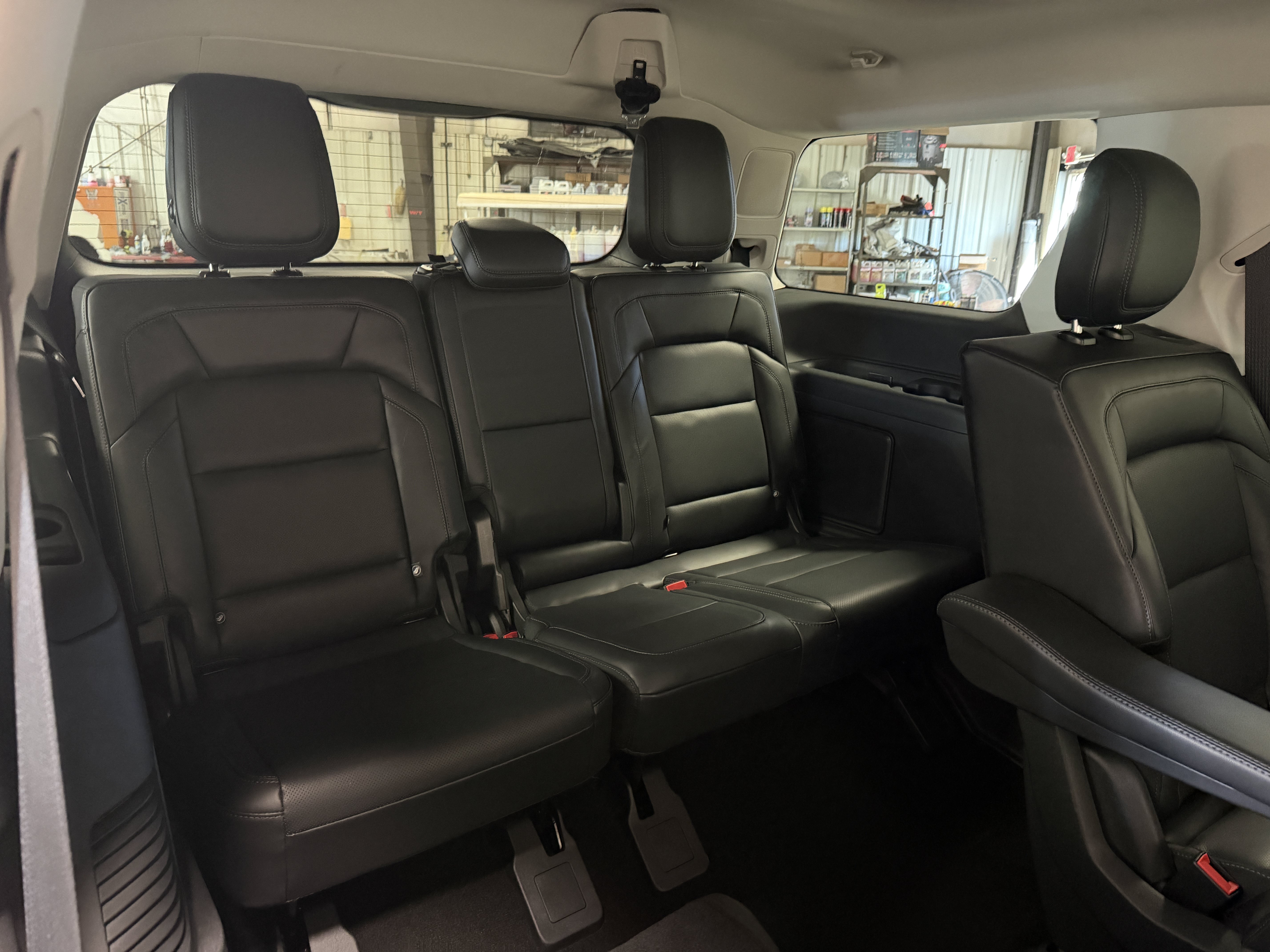 Used 2025 Lincoln Navigator Reserve AWD/4WD image 27