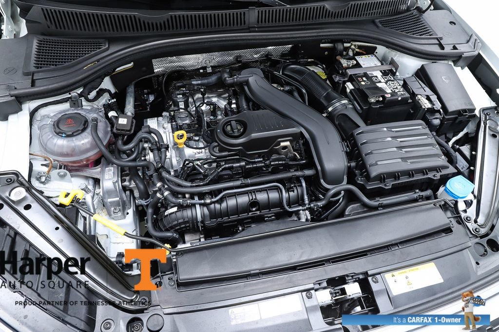 Used 2024 Volkswagen Jetta SE w/ Panoramic Sunroof Package image 28